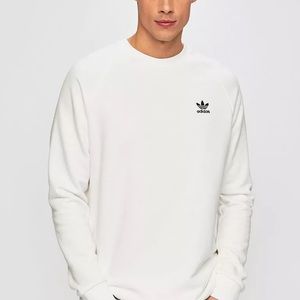 ADIDAS sweater size M